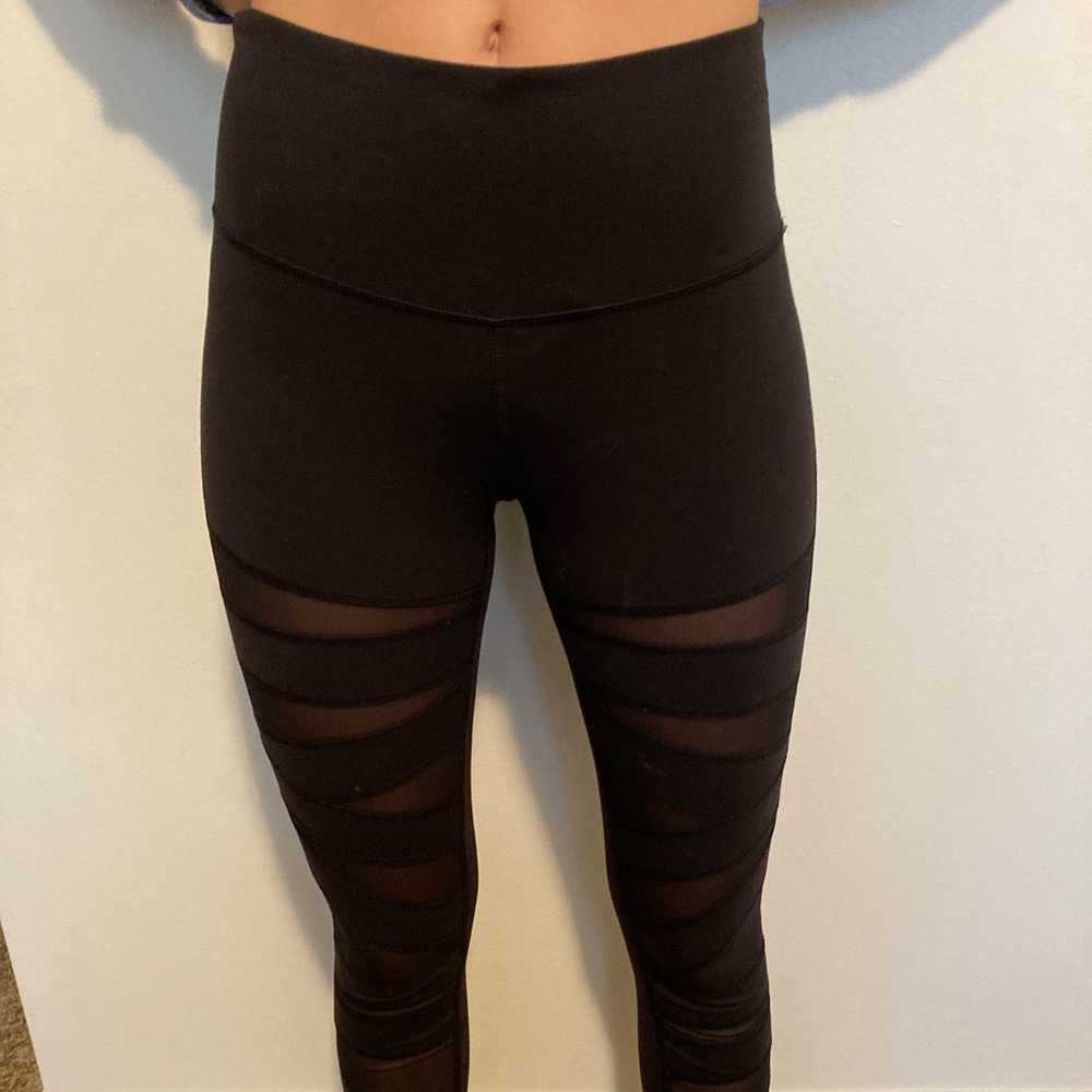 high waited lulu lemon leggings